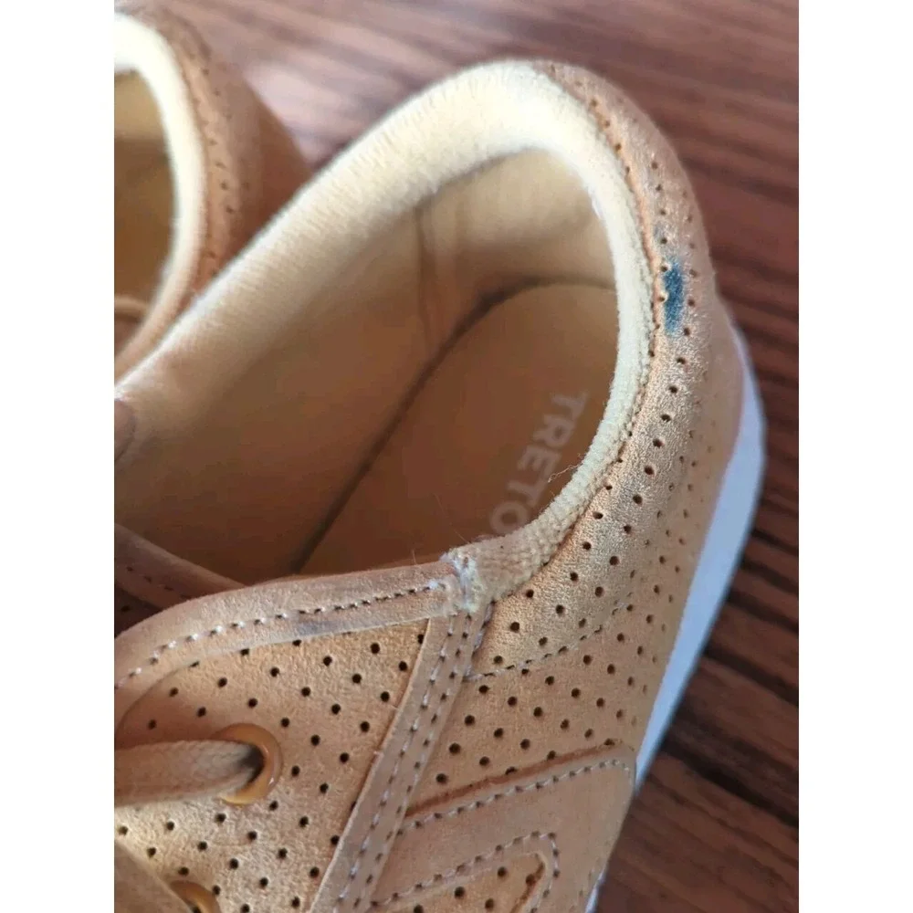 TRETORN Vintage Women's Yellow Suede Lace up Sneaker ‎ 8.5/39 Retro Original